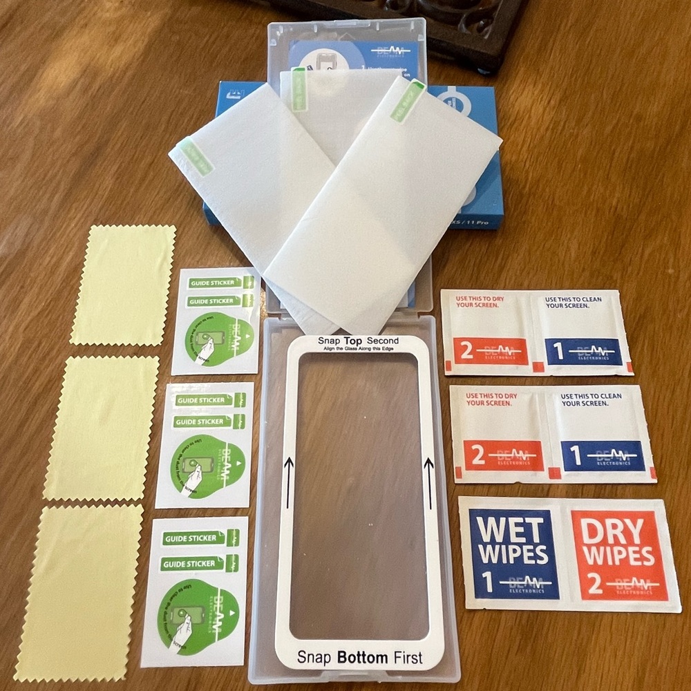 iPhone X / XS tempered glass screen protector (3)